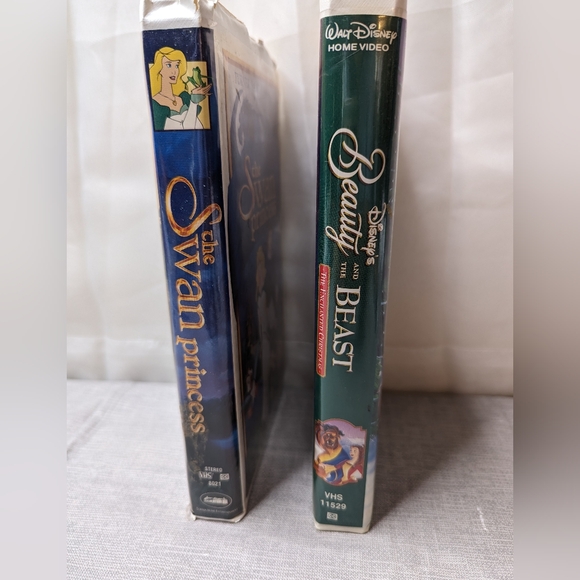 Disney Lot Of 2 VHS Beauty & the Beast A Enchanted Christmas Swan Princess Tapes - Picture 2 of 12